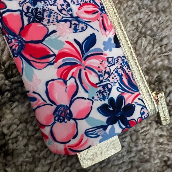 Lilly Pulitzer wristlet - Picture 2 of 2